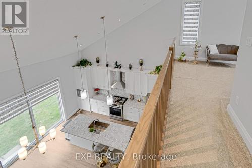 5 - 923 Stonecliffe Walk, Kitchener, ON - Indoor Photo Showing Other Room