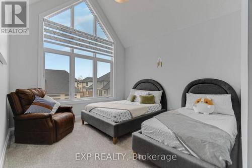 5 - 923 Stonecliffe Walk, Kitchener, ON - Indoor Photo Showing Bedroom
