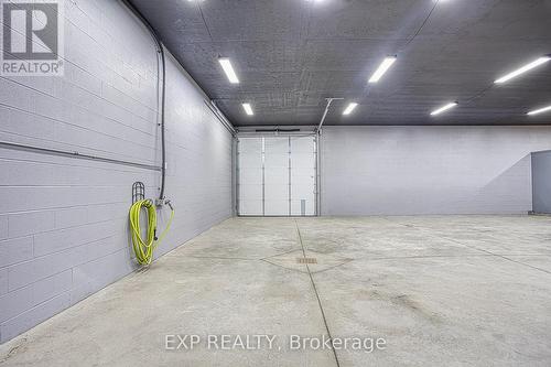 727 Barton Street, Hamilton, ON - Indoor