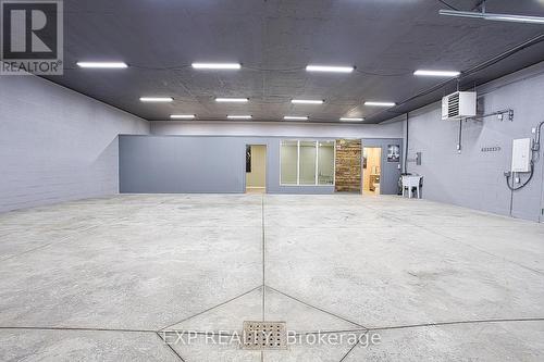 727 Barton Street, Hamilton, ON - Indoor Photo Showing Garage