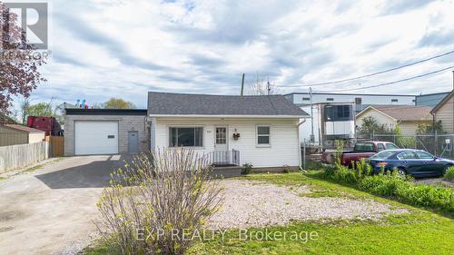 727 Barton Street, Hamilton, ON - Outdoor