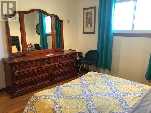 1340 Cedar St. West Street W, Oshawa, ON - Indoor Photo Showing Bedroom