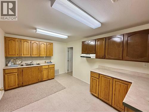 11900 Olympic View, Osoyoos, BC - Indoor Photo Showing Kitchen With Double Sink