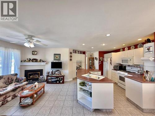 11900 Olympic View, Osoyoos, BC - Indoor With Fireplace