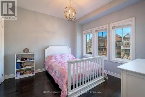 11 Cranbrook Crescent, Vaughan, ON - Indoor Photo Showing Bedroom