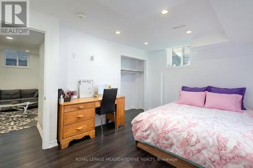 11 Cranbrook Crescent, Vaughan, ON - Indoor Photo Showing Bedroom
