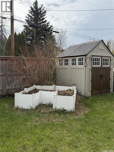 425 Y Avenue S, Saskatoon, SK - Outdoor