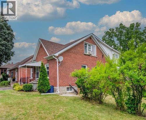 56 Lilac Street, Kitchener, ON - Outdoor