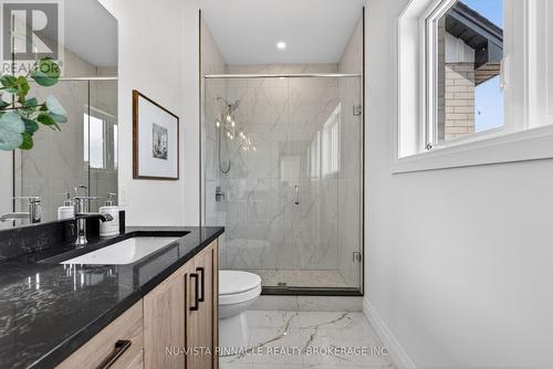 71 Basil Crescent, Middlesex Centre (Ilderton), ON - Indoor Photo Showing Bathroom
