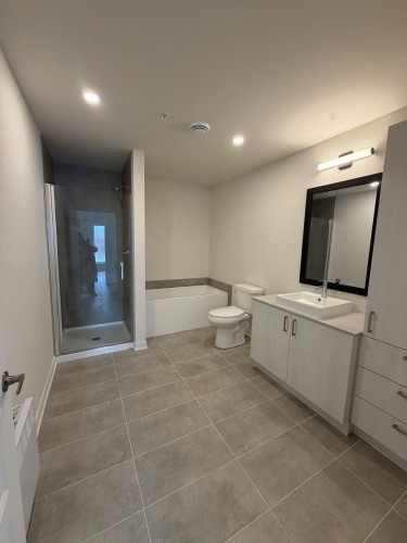 Salle de bains - 201-416 Av. Barron, Lachute, QC - Indoor Photo Showing Bathroom
