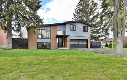 385 Av. Victor-Hugo  Brossard, QC J4W 1T6
