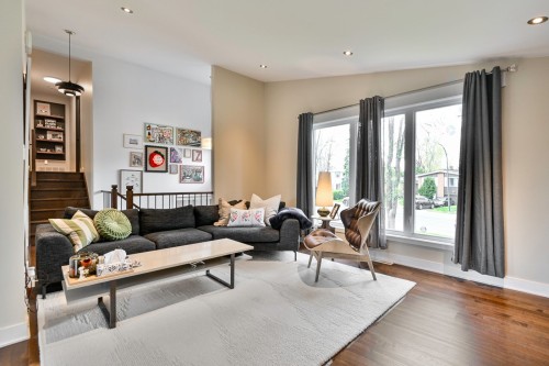 Salon - 385 Av. Victor-Hugo, Brossard, QC - Indoor Photo Showing Living Room
