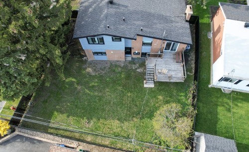 Cour - 385 Av. Victor-Hugo, Brossard, QC - Outdoor