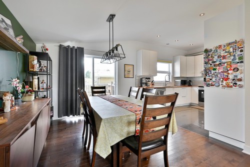 Salle à manger - 385 Av. Victor-Hugo, Brossard, QC - Indoor Photo Showing Dining Room