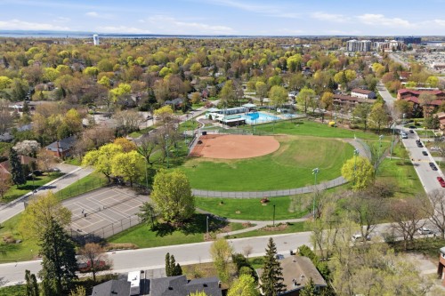 Photo aérienne - 18 Av. De Compton Crescent, Pointe-Claire, QC - Outdoor With View