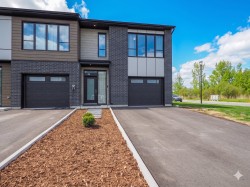 819 Rue de la Création Trois-Rivières, QC G9B 0Z8