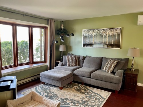 Living Room - 648 Boul. Cardinal-Léger, Pincourt, QC - Indoor Photo Showing Living Room