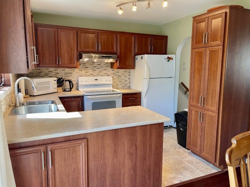 Kitchen - 648 Boul. Cardinal-Léger, Pincourt, QC - Indoor Photo Showing Kitchen With Double Sink
