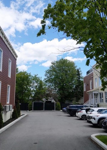 Parking - 301-1360 Rue Principale, Saint-Roch-De-L'Achigan, QC - Outdoor