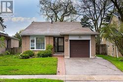 151 GOLDHAWK TRAIL Toronto, ON M1V 1X1
