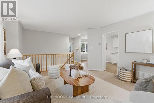 1139 Ridgemount Boulevard, Oshawa (Pinecrest), ON - Indoor Photo Showing Living Room