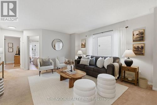 1139 Ridgemount Boulevard, Oshawa (Pinecrest), ON - Indoor Photo Showing Living Room