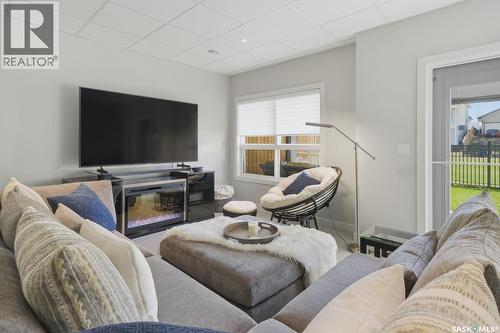 27 619 Evergreen Boulevard, Saskatoon, SK - Indoor Photo Showing Living Room