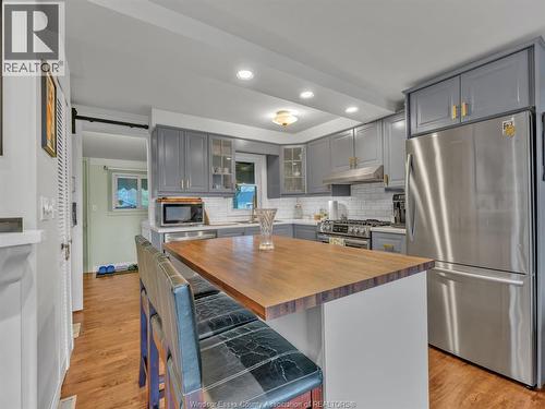 3647 Matchett, Windsor, ON - Indoor Photo Showing Kitchen