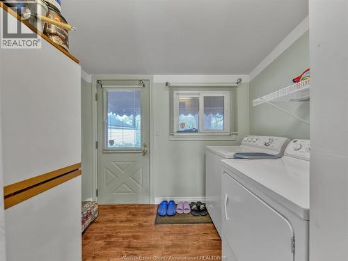 3647 Matchett, Windsor, ON - Indoor Photo Showing Laundry Room