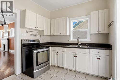 2336 Winnipeg Street, Regina, SK - Indoor Photo Showing Kitchen With Double Sink