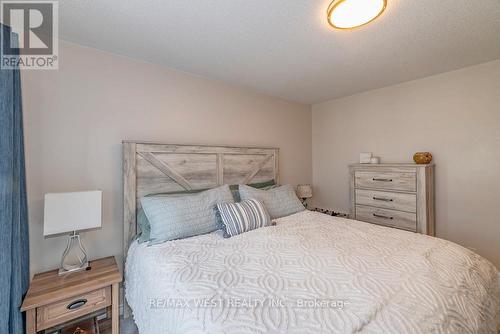 2663 Jackpine Crossing, Pickering, ON - Indoor Photo Showing Bedroom