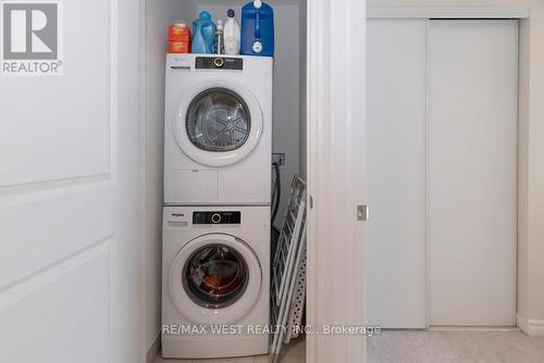2663 Jackpine Crossing, Pickering, ON - Indoor Photo Showing Laundry Room