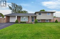 4 CAMELOT Drive  Hamilton, ON L8V 2L2