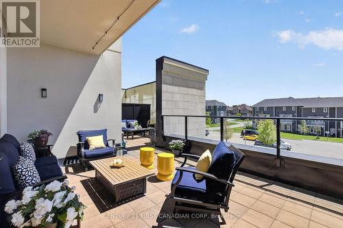 208 - 260 Villagewalk Boulevard, London North (North R), ON - Outdoor With Exterior
