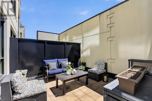208 - 260 Villagewalk Boulevard, London North (North R), ON - Outdoor With Exterior