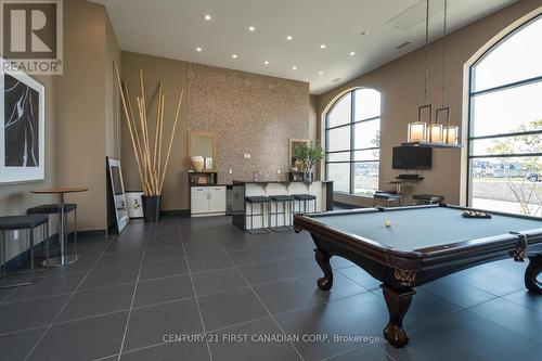 208 - 260 Villagewalk Boulevard, London North (North R), ON - Indoor Photo Showing Other Room