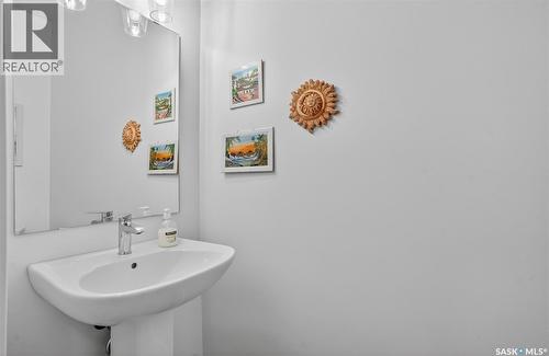 314 Keith Union, Saskatoon, SK - Indoor Photo Showing Bathroom