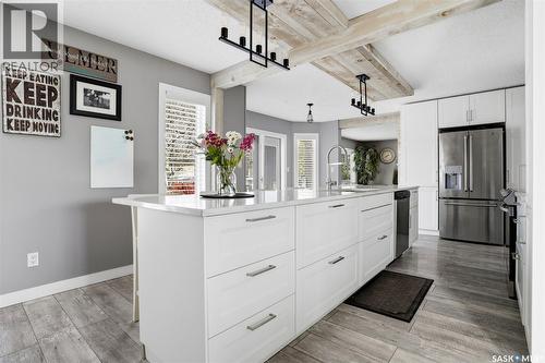 6954 Maple Brook Crescent, Regina, SK - Indoor Photo Showing Kitchen