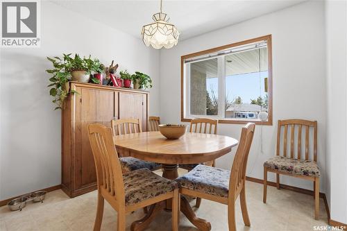 403 Willow Bay, Balgonie, SK - Indoor Photo Showing Dining Room
