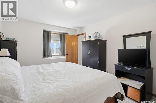 403 Willow Bay, Balgonie, SK - Indoor Photo Showing Bedroom