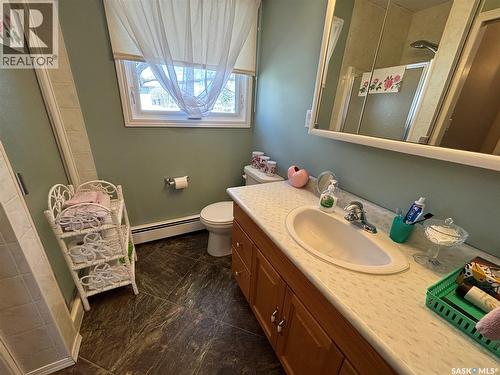 101 Kennedy Drive, Melfort, SK - Indoor Photo Showing Bathroom
