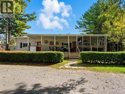 673 BRANT WATERLOO Road Unit# 518 Ayr, ON N0B 1E0