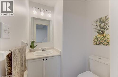 38 Cassidy Court, Cambridge, ON - Indoor Photo Showing Bathroom