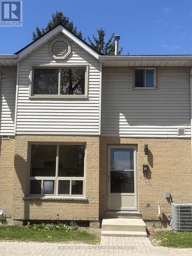 58 - 35 WATERMAN AVENUE  London South (South R), ON N6C 5T8