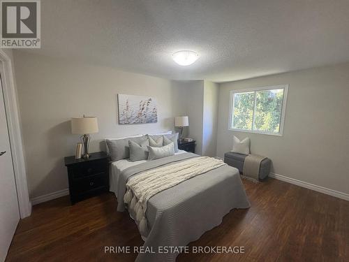Second Bedroom - 58 - 35 Waterman Avenue, London South (South R), ON - Indoor Photo Showing Bedroom