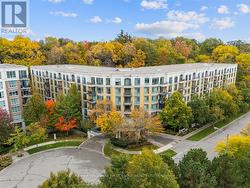 117 - 11 WILLIAM CARSON CRESCENT Toronto, ON M2P 2G1