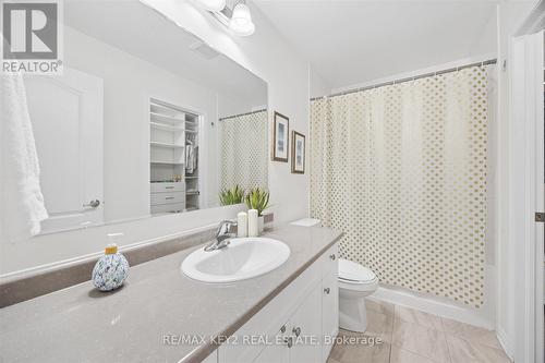 2417 Fall Harvest Crescent, Pickering, ON - Indoor Photo Showing Bathroom