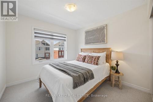 2417 Fall Harvest Crescent, Pickering, ON - Indoor Photo Showing Bedroom