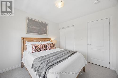 2417 Fall Harvest Crescent, Pickering, ON - Indoor Photo Showing Bedroom