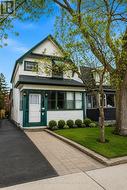 43 KING EDWARD AVENUE Toronto, ON M4C 5J5